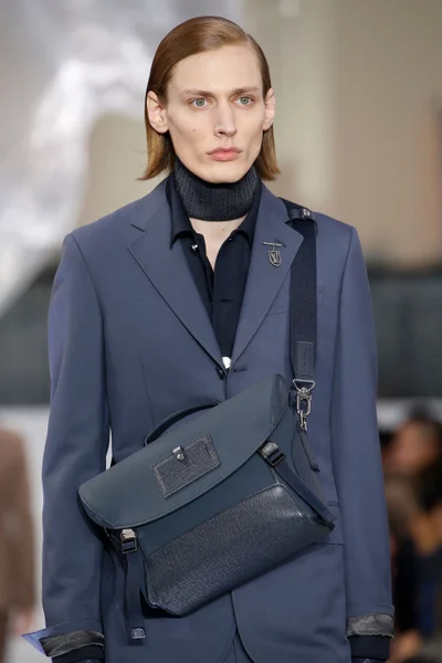 Look 62